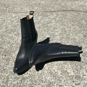 ivylee Ankle Boots in Black Genuine Leather. Excellent condition.